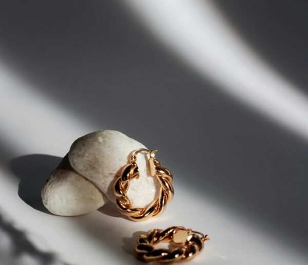 Jewelry pieces to compare when choosing materials and finishes