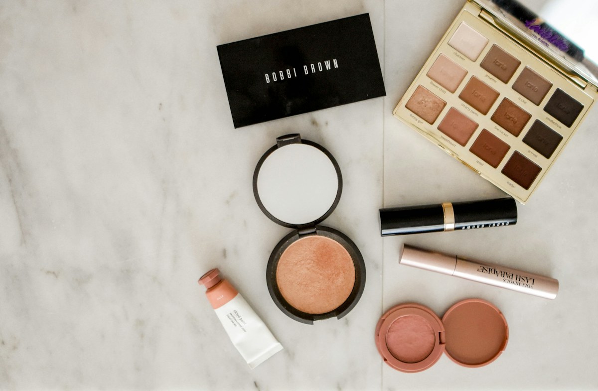 Makeup and beauty products for an everyday routine